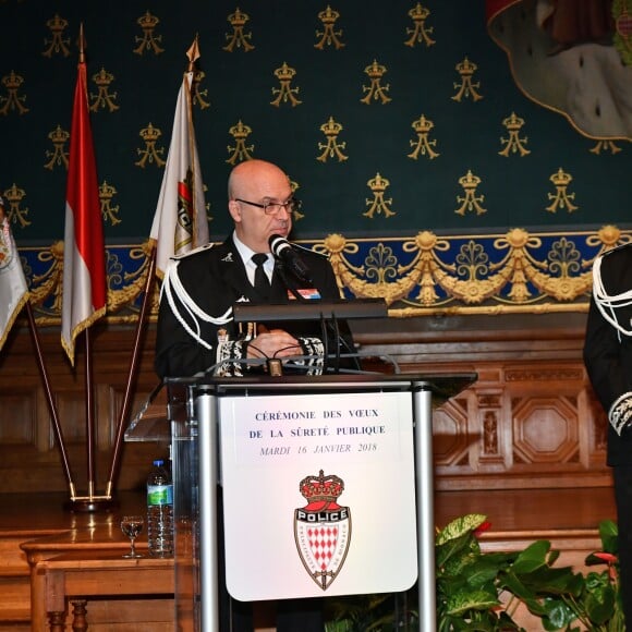 Le prince Albert II de Monaco écoutant le discours de Richard Marangoni durant la traditionnelle cérémonie des voeux de la Sûreté Publique de Monaco le 16 janvier 2018. © Bruno Bebert / Bestimage