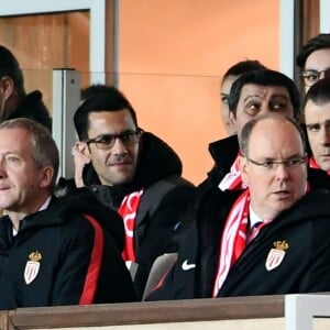 Le prince Albert II de Monaco et son neveu Andrea Casiraghi - Rencontre de Ligue 1 de football entre Monaco et Nice au stade Louis II de Monaco le 16 janvier 2018. Monaco et Nice ont fait match nul 2 buts à 2. © Bruno Bebert/Bestimage