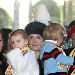 Le prince Albert II de Monaco avait amené ses enfants le prince héréditaire Jacques et la princesse Gabriella, aux côtés de la princesse Stéphanie et ses filles Pauline Ducruet et Camille Gottlieb, à la représentation du 21 janvier 2018 du 42e Festival International du Cirque de Monte-Carlo, sous le chapiteau de Fontvieille. © Olivier Huitel / Pool Monaco / Bestimage