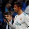 Cristiano Ronaldo a reçu un coup de pied au visage lors du match opposant le Real Madrid au Deportivo, au stade Santiago Bernabeu à Madrid, le 21 janvier 2018