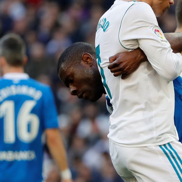 Cristiano Ronaldo a reçu un coup de pied au visage lors du match opposant le Real Madrid au Deportivo, au stade Santiago Bernabeu à Madrid, le 21 janvier 2018