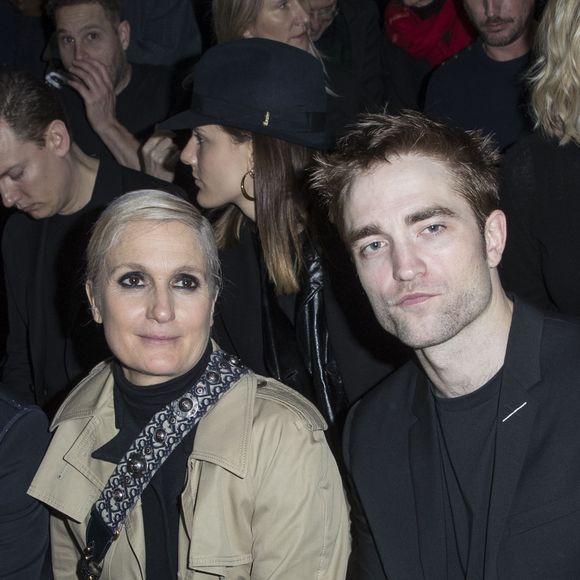 Maria Grazia Chiuri et Robert Patinson - Défilé de mode Dior Homme collection Automne/Hiver 2018/2019 à Paris, le 20 janvier 2018. © Olivier Borde/Bestimage