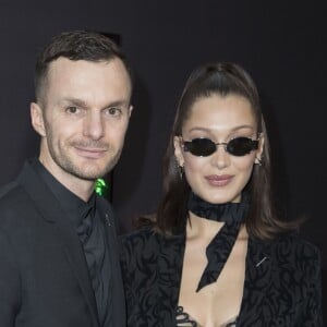 Kris Van Assche et Bella Hadid - Défilé de mode Dior Homme collection Automne/Hiver 2018/2019 à Paris, le 20 janvier 2018. © Olivier Borde/Bestimage