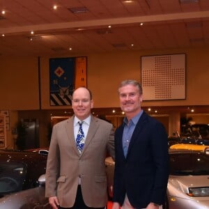 Le prince Albert II de Monaco inaugurait avec David Coulthard l'exposition "Bugatti de 1923 à 2016" aux Terrasses de Fontvieille le 23 décembre 2017. © Jean-Charles Vinaj/Bruno Bebert/Pool Restreint Monaco/Bestimage-Crystal