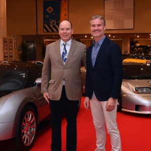 Le prince Albert II de Monaco inaugurait avec David Coulthard l'exposition "Bugatti de 1923 à 2016" aux Terrasses de Fontvieille le 23 décembre 2017. © Jean-Charles Vinaj/Bruno Bebert/Pool Restreint Monaco/Bestimage-Crystal