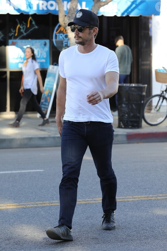 Exclusif - James Franco est allé déjeuner avec Jeff Garlin au restaurant Joan's à Studio City, le 23 janvier 2018.