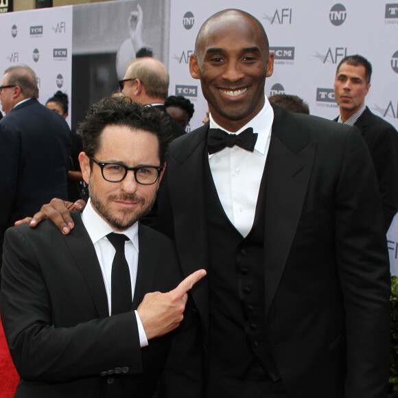 J. J. Abrams et Kobe Bryant à la soirée 44th Life Achievement Award Gala en l'honneur de John Williams à Hollywood, le 9 juin 2016