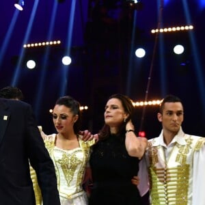 Le prince Albert II de Monaco et la princesse Stéphanie de Monaco ont remis un Clown d'Or à Merrylu et Jozseph Richter lors de la soirée de remise des prix du 42e Festival International du Cirque de Monte Carlo le 23 janvier 2018. © Bruno Bebert/Bestimage