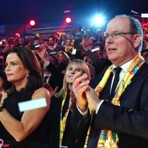 De gauche à droite, Pauline Ducruet, la princesse Stéphanie de Monaco et le prince Albert II de Monaco lors de la soirée de remise des prix du 42ème Festival International du Cirque de Monte Carlo le 23 janvier 2018. © Bruno Bebert/Bestimage