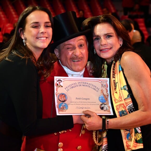 Pauline Ducruet et la princesse Stéphanie de Monaco avec Petit Gougou, le M. Loyal, lors de la soirée de remise des prix du 42ème Festival International du Cirque de Monte Carlo le 23 janvier 2018. © Bruno Bebert/Bestimage