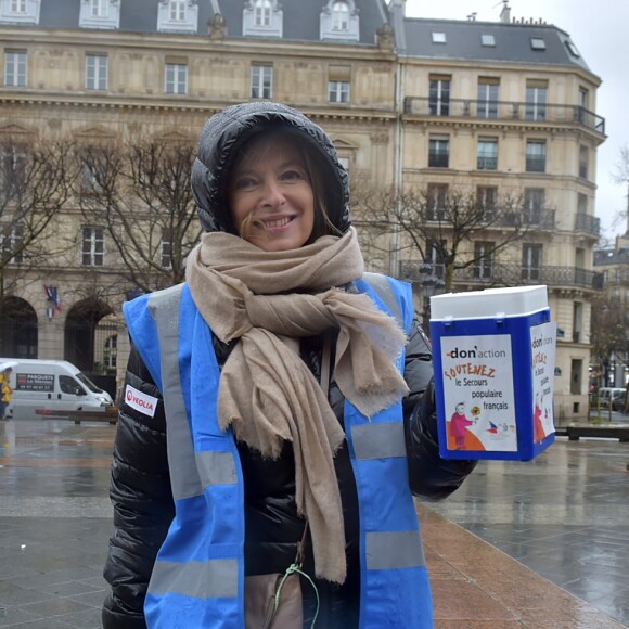 Valérie Trierweiler lors du lancement de la campagne du Secours Populaire "Don'Actions" sur le parvis de l'hôtel de ville de Paris le 20 janvier 2018. © Giancarlo Gorassini / Bestimage