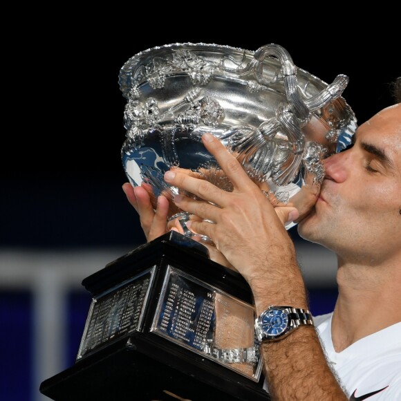 Roger Federer a remporté son 20e titre du Grand Chelem en battant Martin Cilic à l'Open d'Australie, Melbourne le 28 janvier 2018.