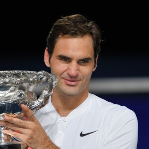 Roger Federer a remporté son 20e titre du Grand Chelem en battant Martin Cilic à l'Open d'Australie, Melbourne le 28 janvier 2018.