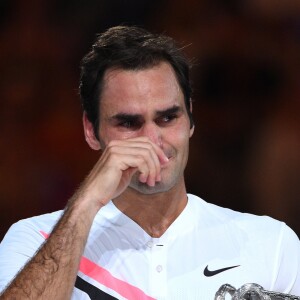Roger Federer a remporté son 20e titre du Grand Chelem en battant Martin Cilic à l'Open d'Australie, Melbourne le 28 janvier 2018.