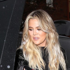 Khloé Kardashian sur le tournage de la série "L'Incroyable Famille Kardashian" à Tarzana, le 9 janvier 2018.