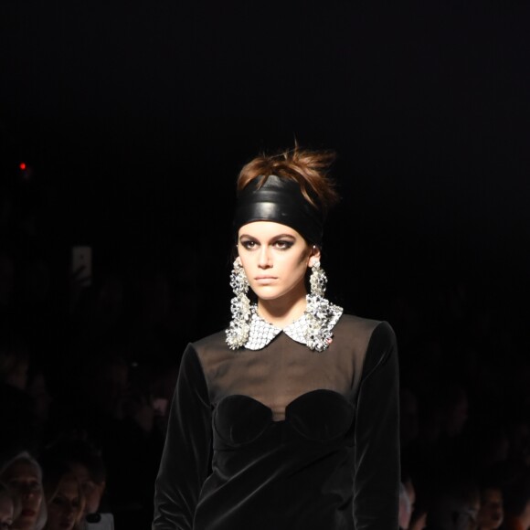 Kaia Gerber (fille de Cindy Crawford) - Défilé de mode Tom Ford, collection prêt-à-porter automne-hiver 2018-2019 lors de la Fashion Week de New York, le 8 février 2018.