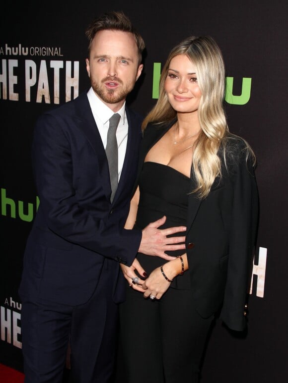 Aaron Paul et sa femme Lauren Parsekian à la première de The Path aux cinémas The Arclight à Hollywood, le 21 mars 2016