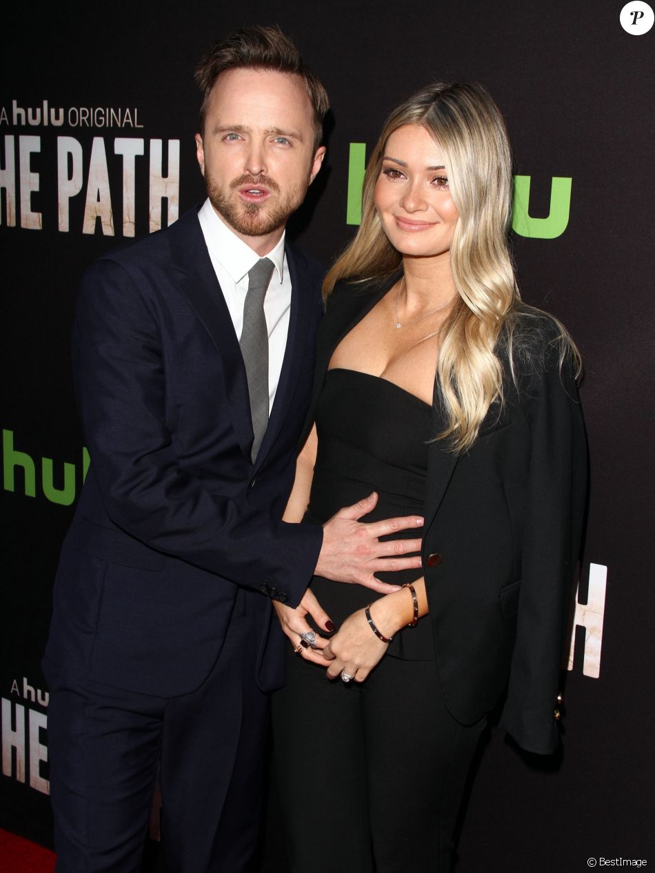 Aaron Paul et sa femme Lauren Parsekian à la première de The Path aux cinémas The Arclight à Hollywood, le 21 mars 2016