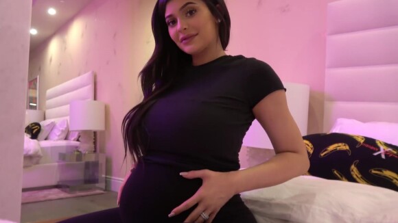 Kylie Jenner maman : Son frère pas au courant de sa grossesse...