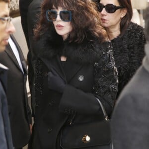 Isabelle Adjani au défilé de mode "Elie Saab", collection Haute-Couture printemps-été 2018, à Paris. Le 24 janvier 2018 © Christophe Aubert via Bestimage