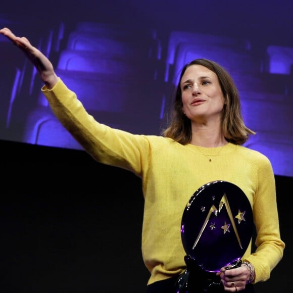 Camille Cottin, prix d'interprétation féminine dans le film « Larguées » lors de la soirée de clôture et remise de prix du 21e festival international du film de comédie de l'Alpe d'Huez le 20 janvier 2018. © Dominique Jacovides / Bestimage