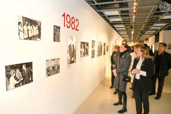 Exclusif - La princesse Stéphanie de Monaco visite l'exposition pour le 70 ème anniversaire de la Croix-Rouge Monégasque le 13 février 2018 en présence de Frederic Platini, secrétaire général de la Croix-Rouge Monégasque et d'autres membres de la Croix-Rouge © Olivier Huitel / Pool restreint Monaco / Bestimage