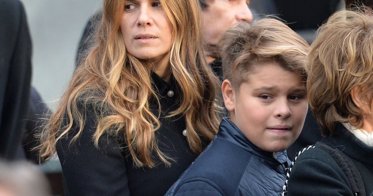 Alexandra Pastor et Cameron Smet Sorties de l'église de la Madeleine