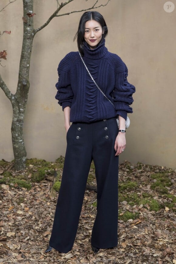 Liu Wen - Défilé de mode "Chanel", collection prêt-à-porter automne-hiver 2018/2019, au Grand Palais à Paris. Le 6 mars 2018 © Olivier Borde/Bestimage