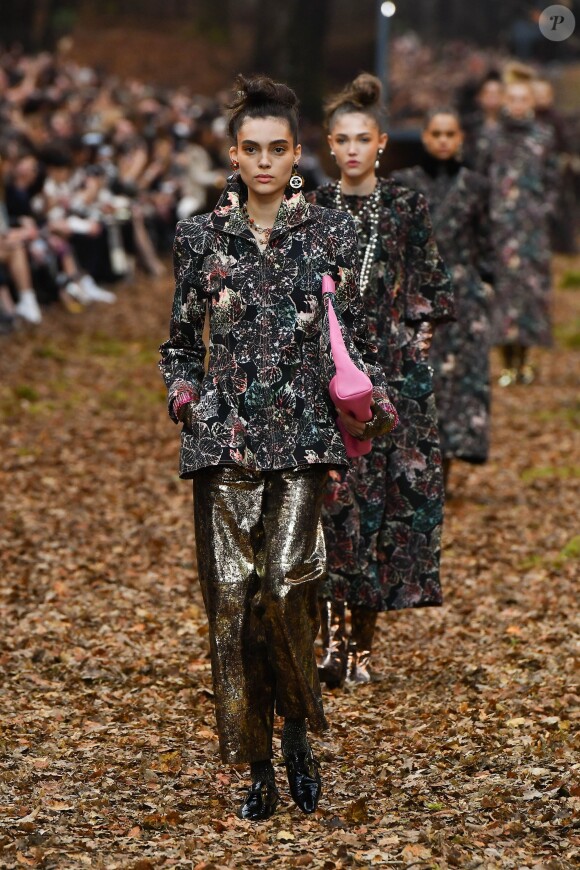 Défilé de mode "Chanel", collection prêt-à-porter automne-hiver 2018/2019, au Grand Palais à Paris. Le 6 mars 2018