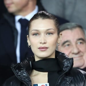 Bella Hadid - People lors du huitième de finale retour de Ligue des Champion, du Paris Saint-Germain contre le Real Madrid au Parc des Princes à Paris le 6 mars 2018. Le Real à remporté le match sur le score de 2 buts à 1. © Cyril Moreau/Bestimage