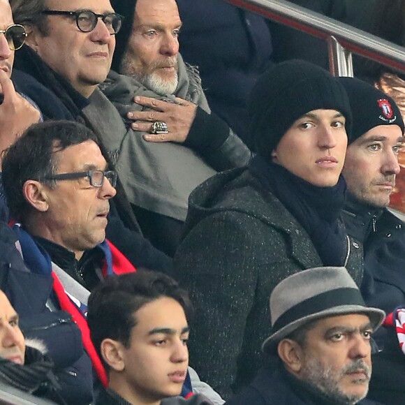 Xavier Niel et Nevo Aviv, Alexandre Arnault et Antoine Arnault, Djamel Bouras - People lors du huitième de finale retour de Ligue des Champion, du Paris Saint-Germain contre le Real Madrid au Parc des Princes à Paris le 6 mars 2018. Le Real à remporté le match sur le score de 2 buts à 1. © Cyril Moreau/Bestimage