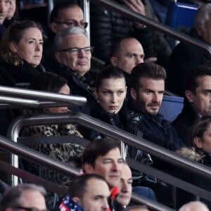 Bella Hadid et David Beckham - People lors du huitième de finale retour de Ligue des Champion, du Paris Saint-Germain contre le Real Madrid au Parc des Princes à Paris le 6 mars 2018. Le Real à remporté le match sur le score de 2 buts à 1. © Rachid Bellak/Bestimage