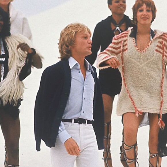 Claude François et ses Clodettes à Deauville, le 12 septembre 1976.