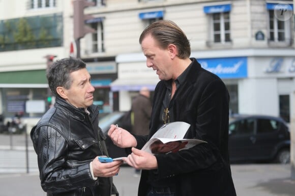 Claude François Junior (Jr) lors de la messe hommage à Claude François en l'église Notre-Dame d'Auteuil à Paris le 10 mars 2018. Cette commémoration marque le 40ème anniversaire de la mort du chanteur. Ses obsèques ont été célébrées au même endroit le 15 mars 1978. © CVS / Bestimage  Merci de masquer le visage des enfants à la publication10/03/2018 - Paris