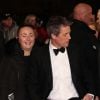 Hugh Grant et sa compagne Anna Eberstein (enceinte) - Arrivée des people à la 71ème cérémonie des British Academy Film Awards (BAFTA) au Royal Abert Hall à Londres, le 18 février 2018