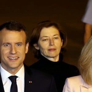 Jean-Yves Le Drian, ministre de l'Europe et des affaires étrangères, Le président Emmanuel Macron, Florence Parly, ministre des armées, La première dame Brigitte Macron lors de l'arrivée du couple présidentiel français à l'aéroport militaire de Delhi le 9 mars 2018.  © Dominique Jacovides / Bestimage