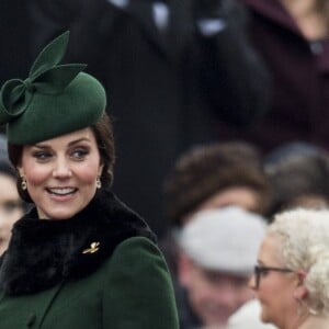 Le prince William, duc de Cambridge, colonel des Gardes irlandais et Catherine (Kate) Middleton, duchesse de Cambridge, enceinte, lors de la parade de la Saint Patrick à Houslow en présence du premier bataillon des gardes irlandais le 17 mars 2018. 