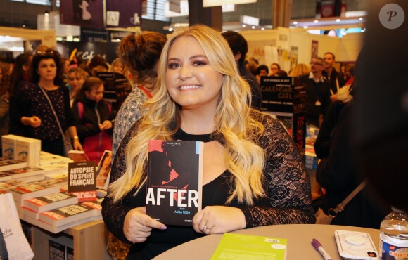 Anna Todd lors du salon du livre de Paris le 17 Mars 2018 à la Porte de Versailles de Paris. © Denis Guignebourg/Bestimage