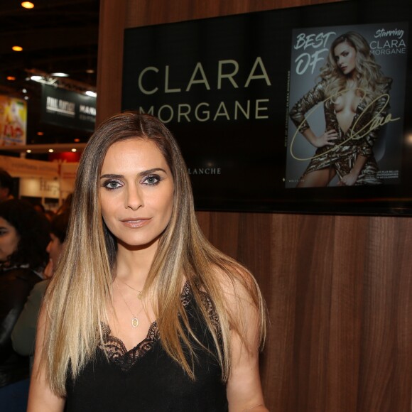 Clara Morgane lors du salon du livre de Paris le 17 Mars 2018 à la Porte de Versailles de Paris. © Denis Guignebourg/Bestimage