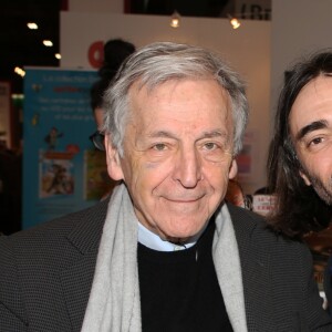Costa Gavras et Cédric Villani lors du salon du livre de Paris le 17 Mars 2018 à la Porte de Versailles de Paris. © Denis Guignebourg/Bestimage