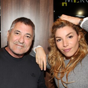 Jean-Marie Bigard et sa femme Lola Marois lors du salon du livre de Paris le 17 Mars 2018 à la Porte de Versailles de Paris. © Denis Guignebourg/Bestimage