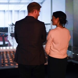 Le prince Harry et Meghan Markle ont visité le Musée Titanic le 23 mars 2018 à Belfast.