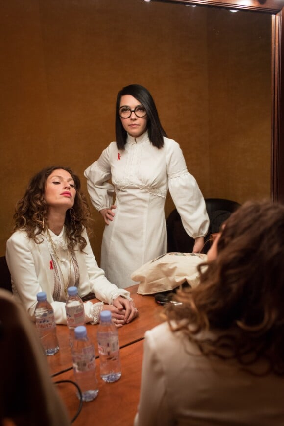 Exclusif - Aurélie Saada et Sylvie Hoarau (Brigitte) - Backstage de l'émission TV "Toujours ensemble, notre raison d'être" à l'occasion du Sidaction 2018 au Casino de Paris. Le 24 mars 2018 © Christophe Clovis-Cyril Moreau / Bestimage