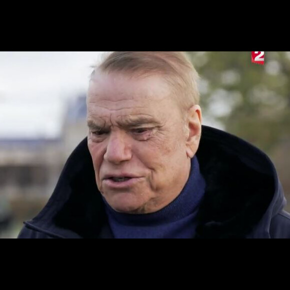 Bernard Tapie parle de son cancer dans 19h le dimanche, sur France, le 19 novembre 2017