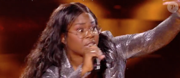 Karolyn dans "The Voice 7" sur TF1, le 31 mars 2018.