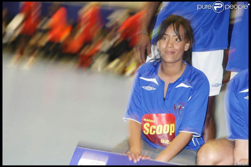 Amel Bent, lors de la 4e édition de Foot-Concert, qui s ...