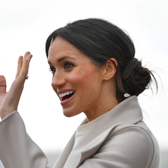 Le prince Harry et Meghan Markle visitent le Titanic Belfast maritime museum à Belfast le 23 mars 2018.