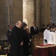 Le roi Juan Carlos Ier d'Espagne et la reine Sofia recueillis lors de la messe commémorant le 25e anniversaire de la mort de dom Juan de Borbon (Jean de Bourbon), père du roi Juan Carlos Ier, le 3 avril 2018 au monastère San Lorenzo de El Escorial.