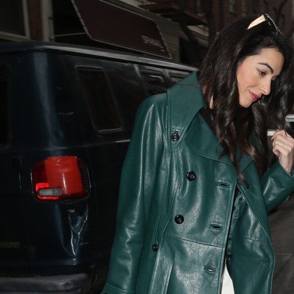 Amal Clooney se rend à l'université Columbia à New York, où elle donne des cours. Le 3 avril 2018 New York