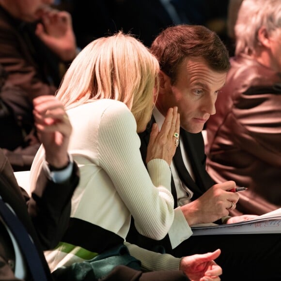 Le président de la République française Emmanuel Macron et sa femme la première dame Brigitte Macron (Trogneux) - Conférence des évêques de France (CEF) au collège des Bernardins à Paris, France, le 9 avril 2018. © Jacques Witt/Pool/Bestimage